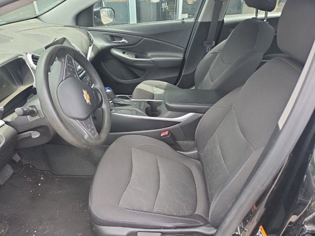 Used 2018 Chevrolet Volt LT FWD image 4