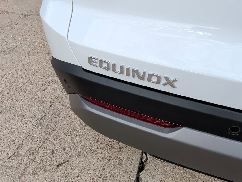 New 2026 Chevrolet Equinox LT w/ Safety and Technology Package image 40