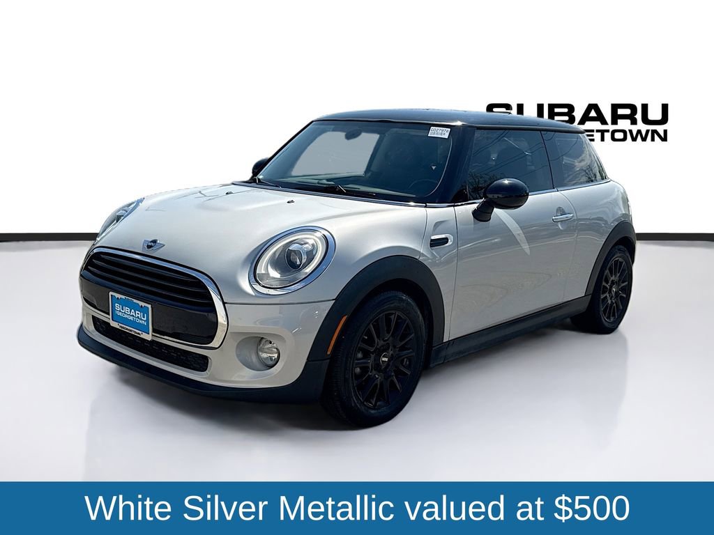 Used 2017 MINI Cooper 2-Door Hardtop image 3