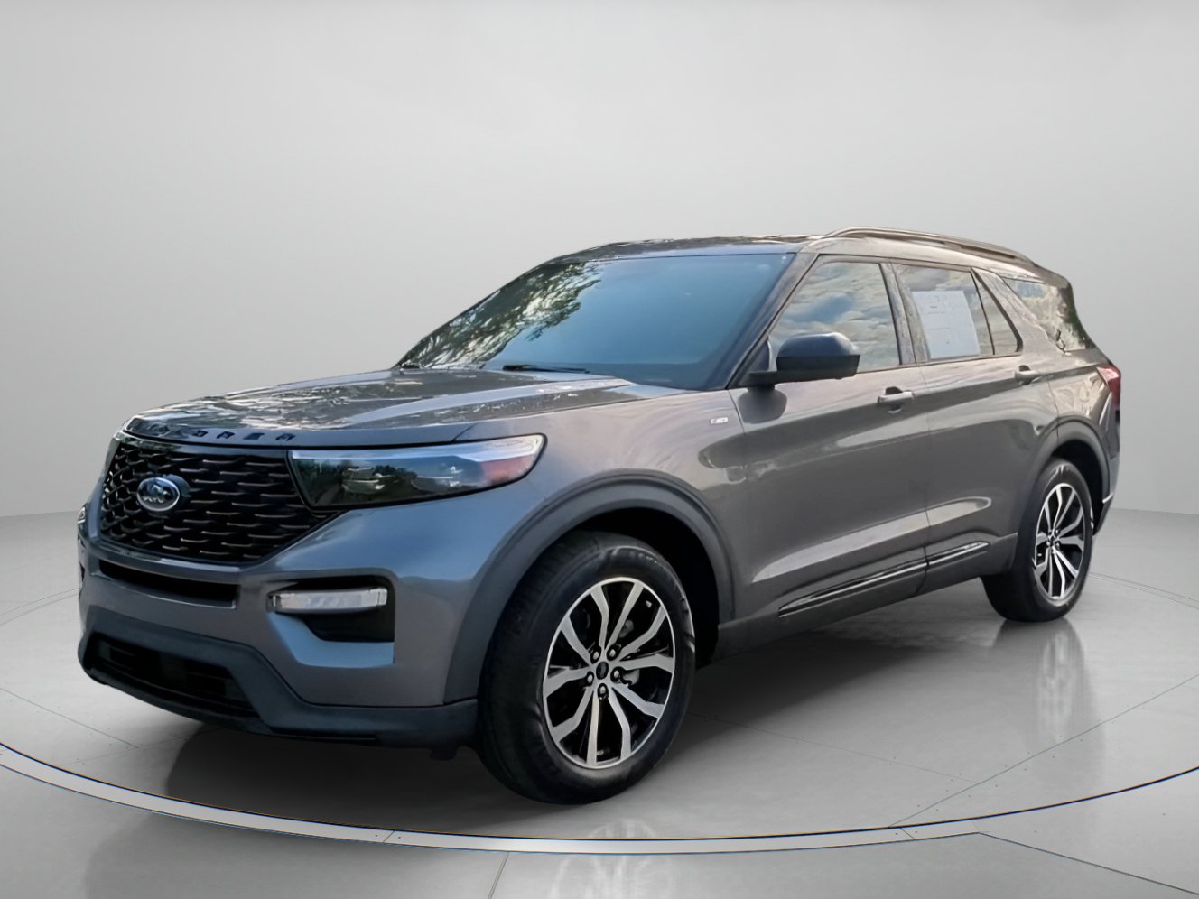 Certified 2023 Ford Explorer ST-Line w/ Class IV Trailer Tow Package RWD image 12