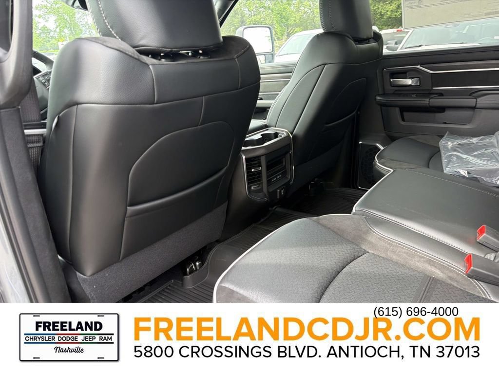 New 2026 RAM 2500 Laramie AWD/4WD image 16