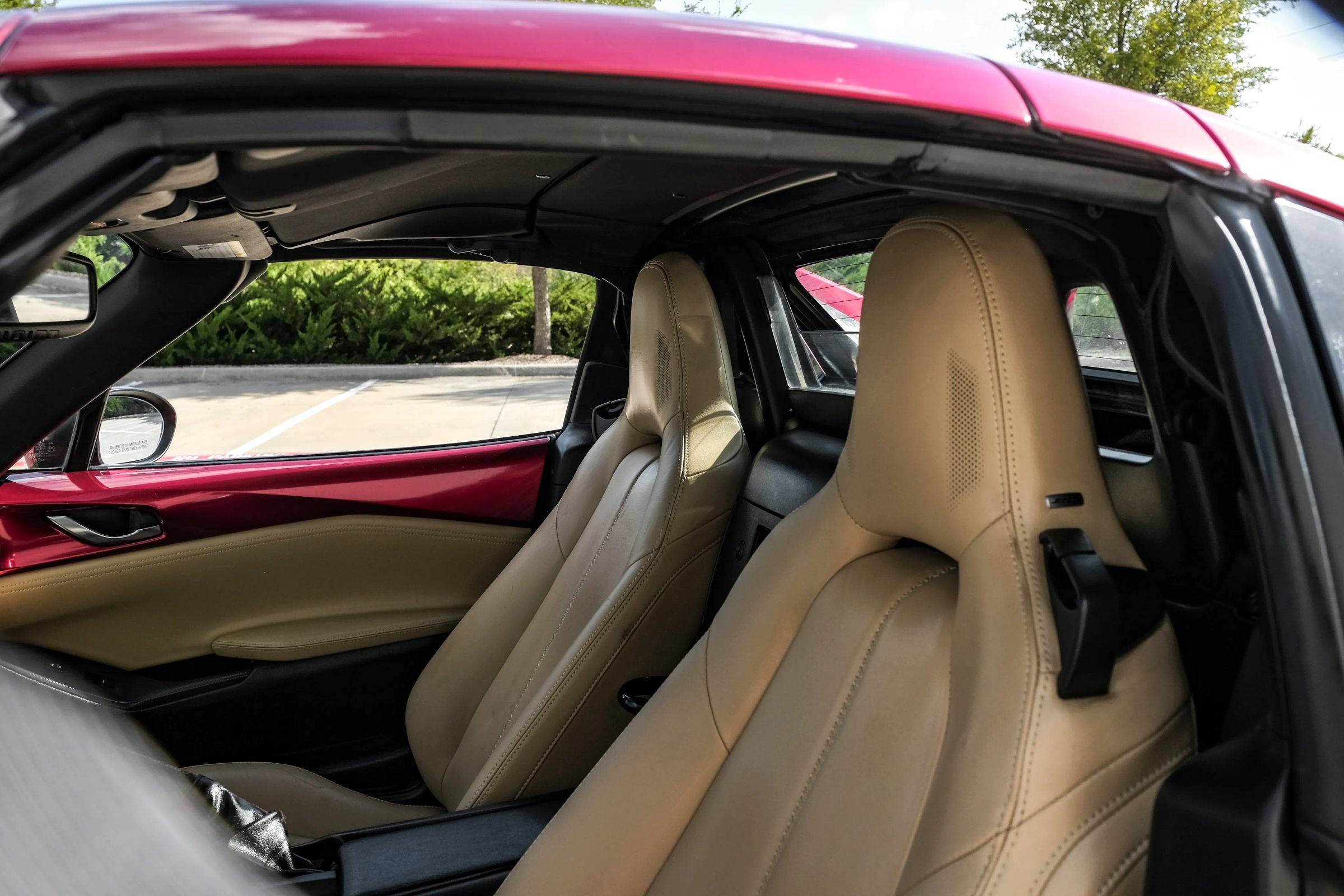 Used 2018 MAZDA MX-5 Miata RF Grand Touring RWD image 29