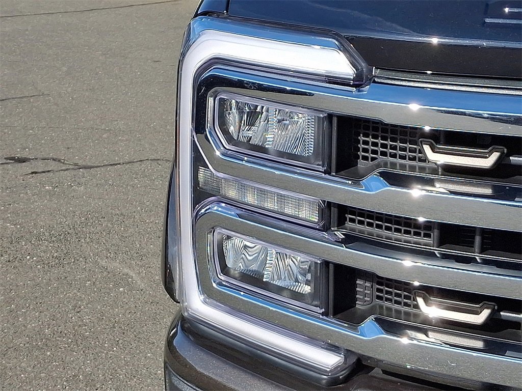 Used 2024 Ford F350 King Ranch image 8