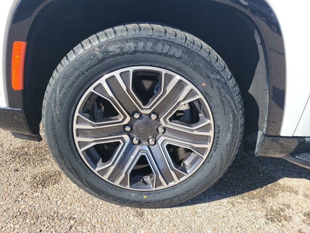 Used 2024 Jeep Wagoneer L Series II image 27