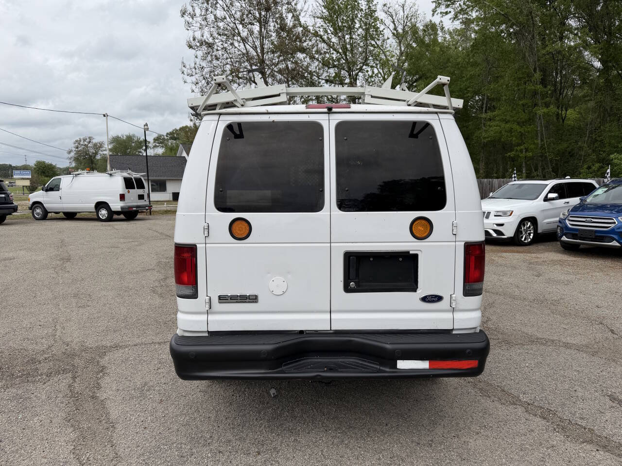 Used 2007 Ford E-250 and Econoline 250 RWD image 12