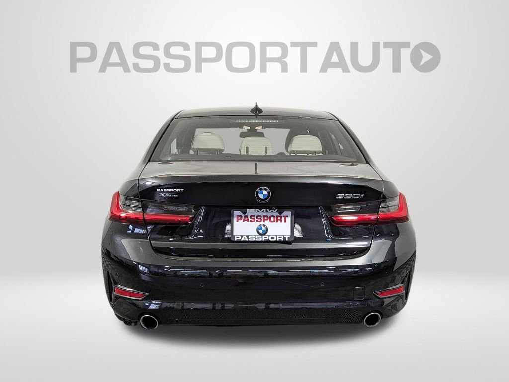 Used 2019 BMW 330i xDrive Sedan w/ Convenience Package image 6