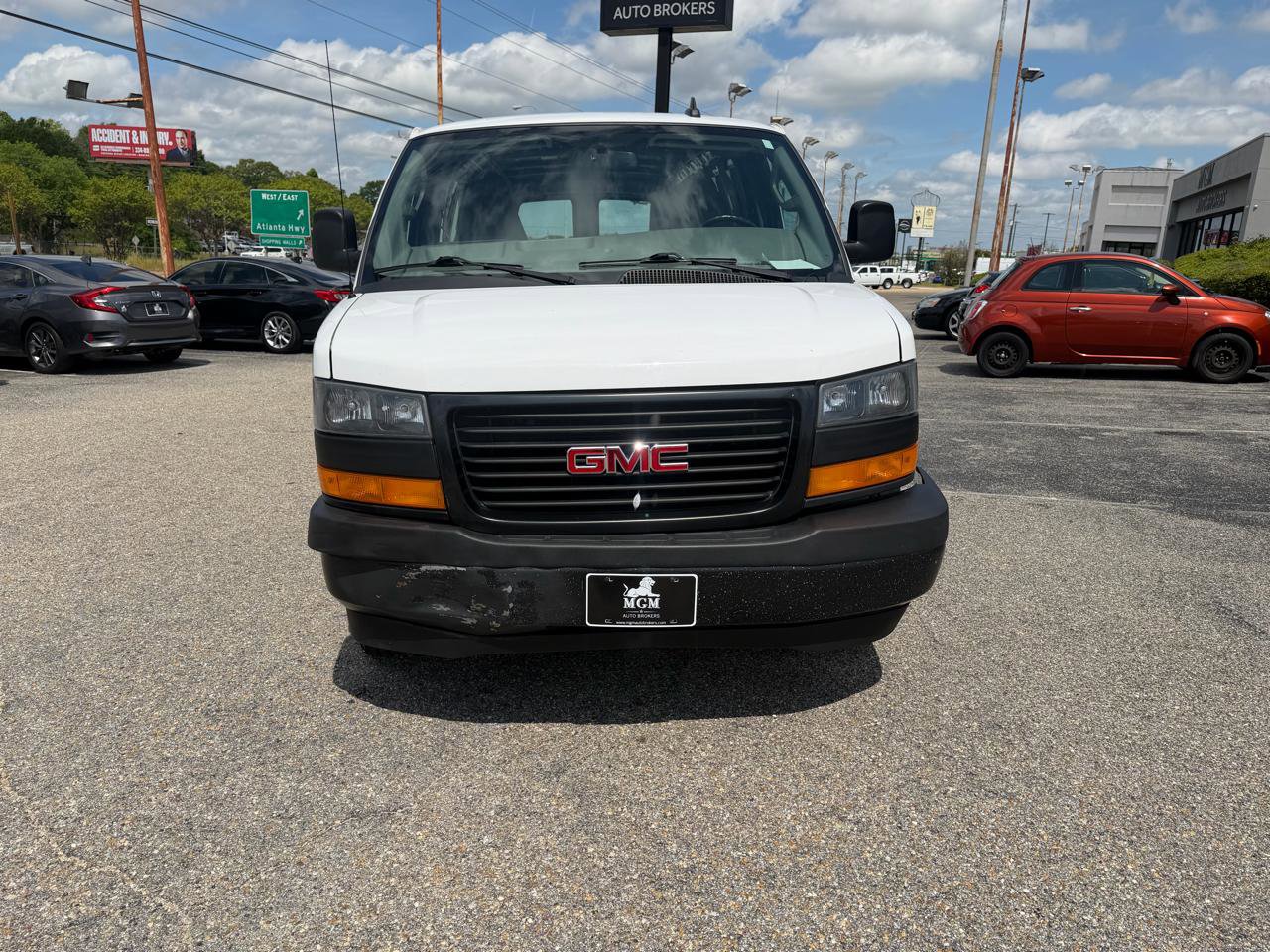 Used 2022 GMC Savana 2500 Extended w/ Driver Convenience Package RWD image 2
