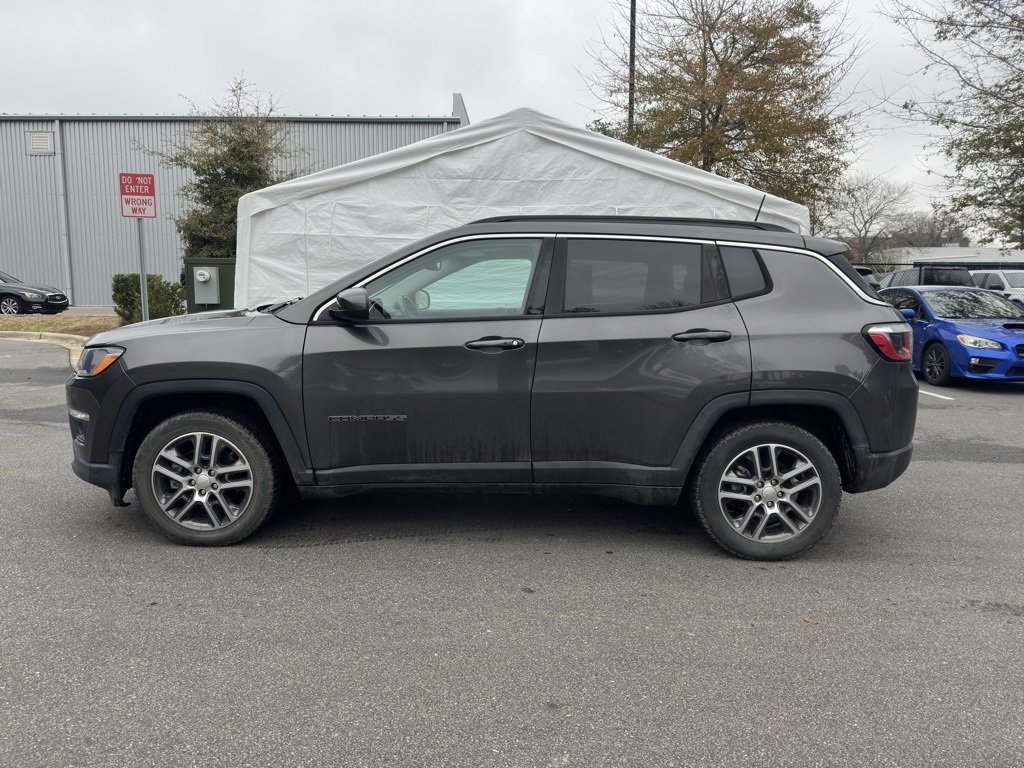 Used 2020 Jeep Compass Latitude image 3