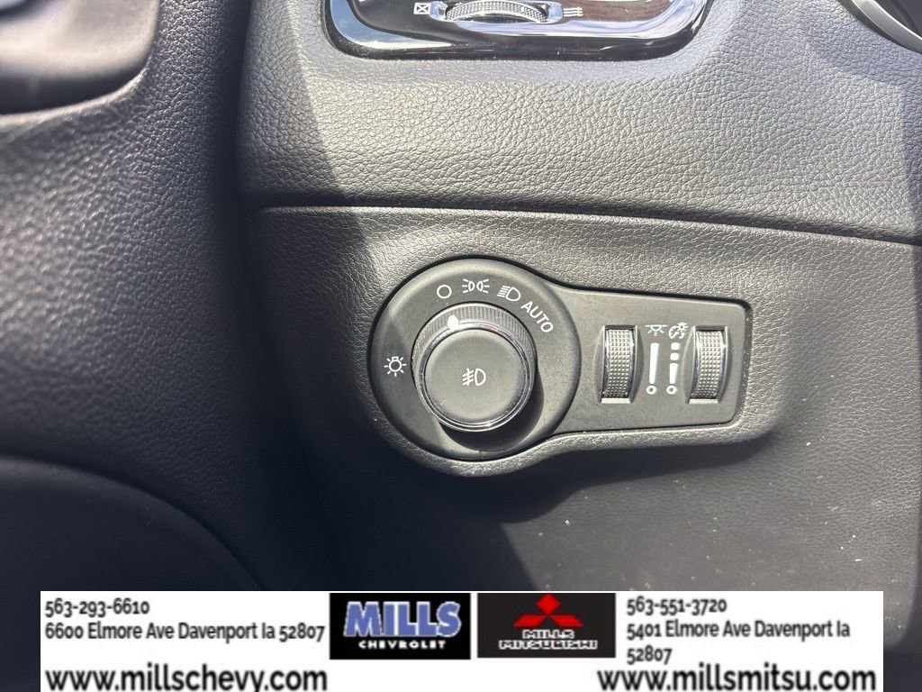 Used 2019 Jeep Compass Limited AWD/4WD image 24