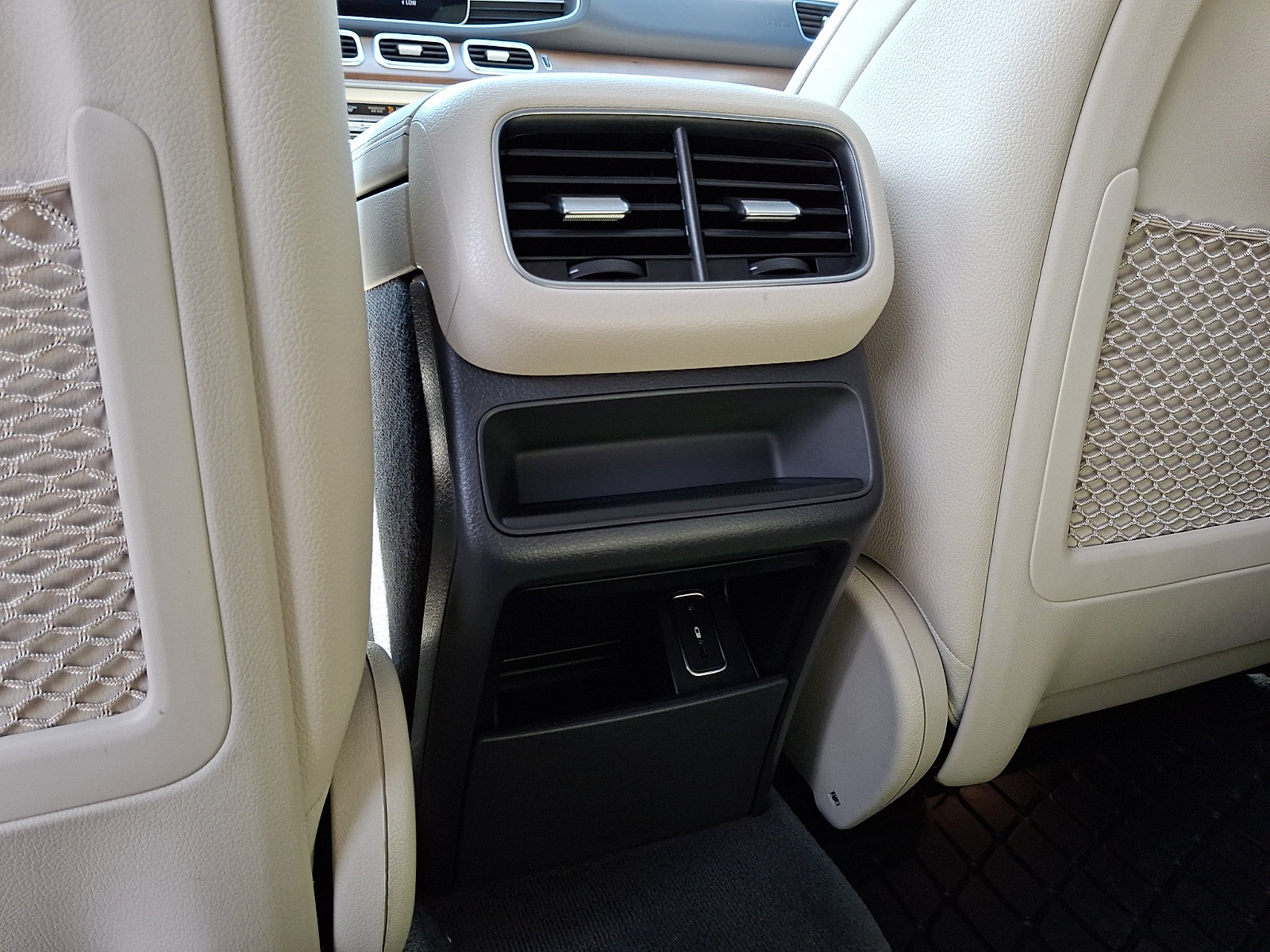 Used 2020 Mercedes-Benz GLE 450 4MATIC image 11