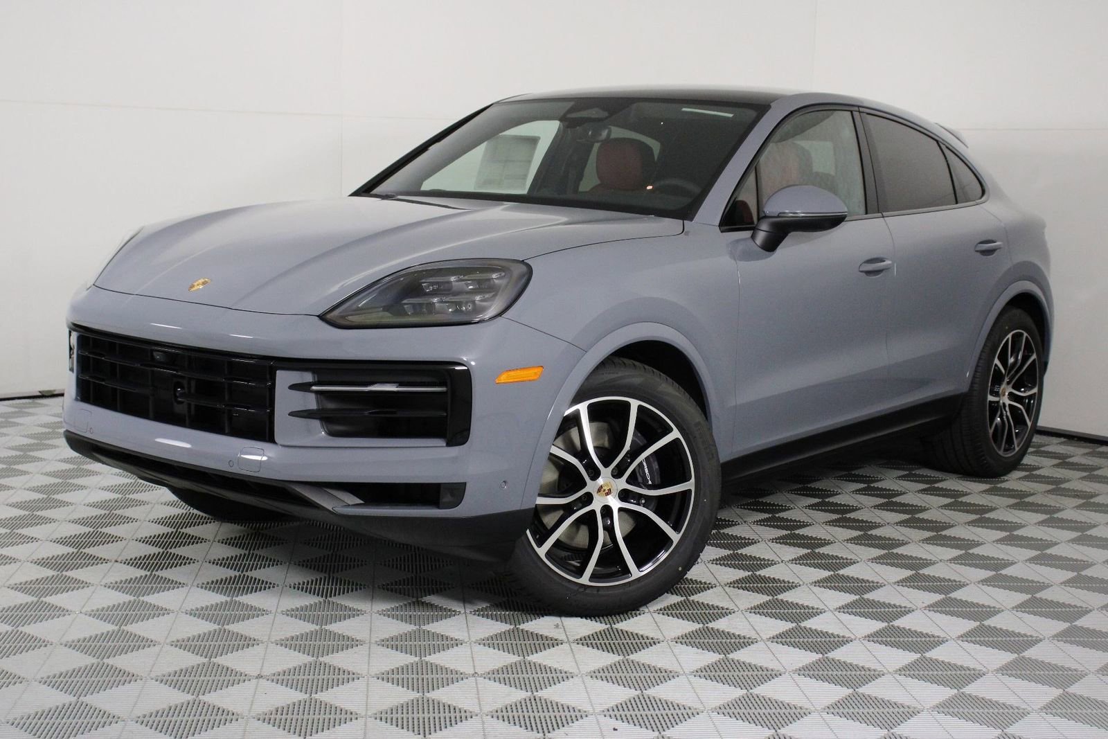 New 2026 Porsche Cayenne Coupe image 1