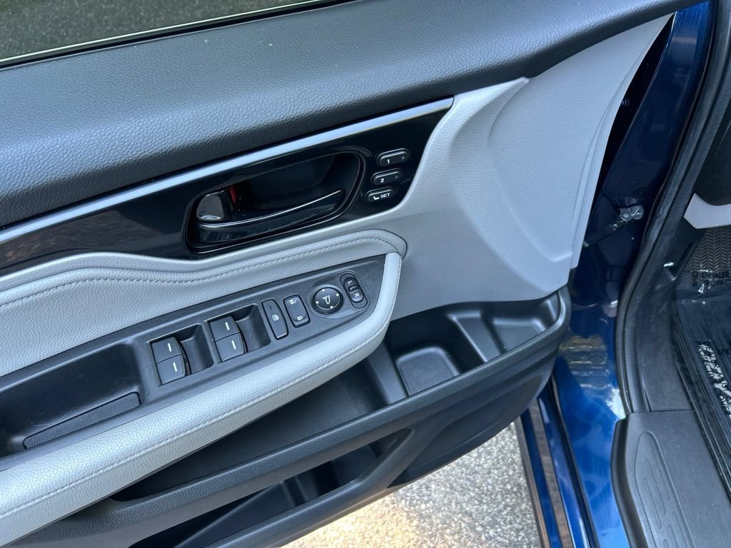 Used 2022 Honda Odyssey Touring image 14