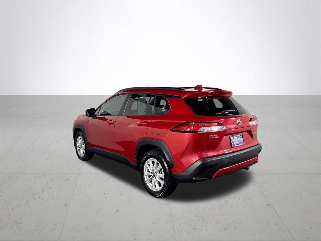 Used 2022 Toyota Corolla Cross LE w/ Moonroof Package AWD/4WD image 8