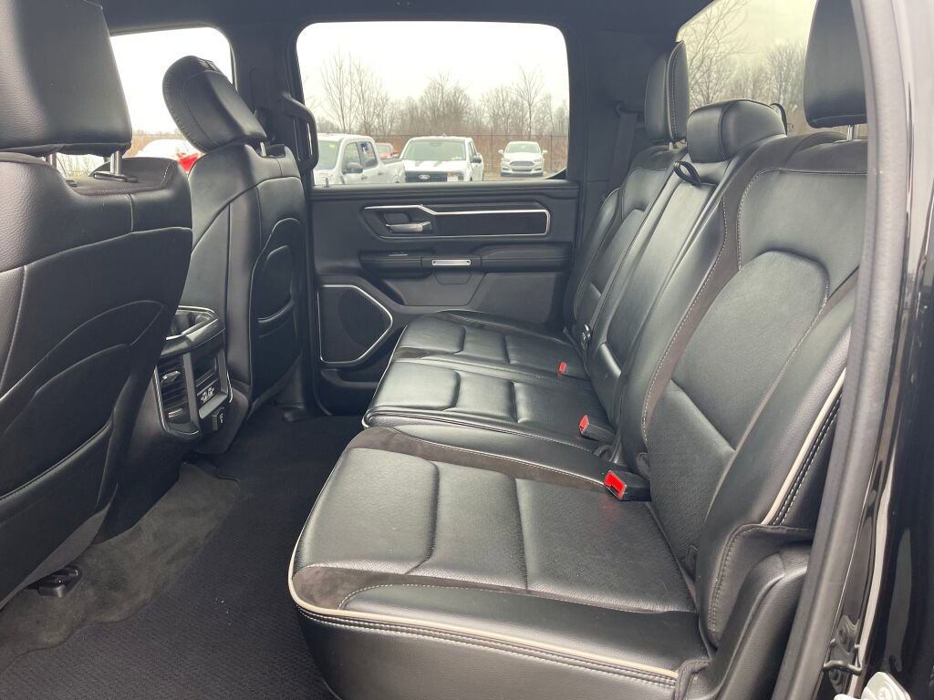 Used 2024 RAM 1500 Laramie image 15