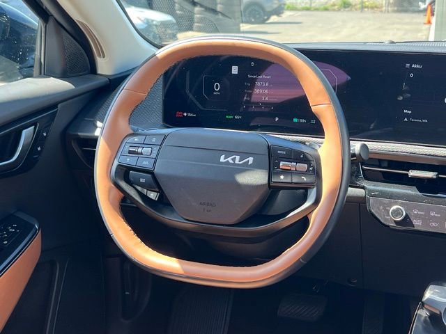 Used 2025 Kia EV6 Wind RWD image 14