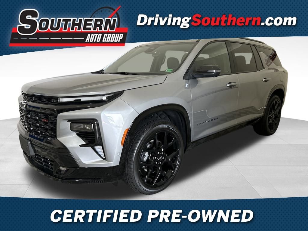 Certified 2025 Chevrolet Traverse RS w/ LPO, Floor Liner Package image 1