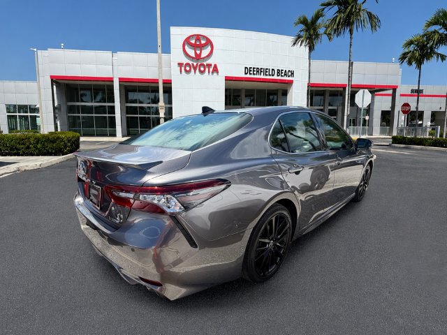 Certified 2022 Toyota Camry XSE w/ Navigation Package FWD image 9