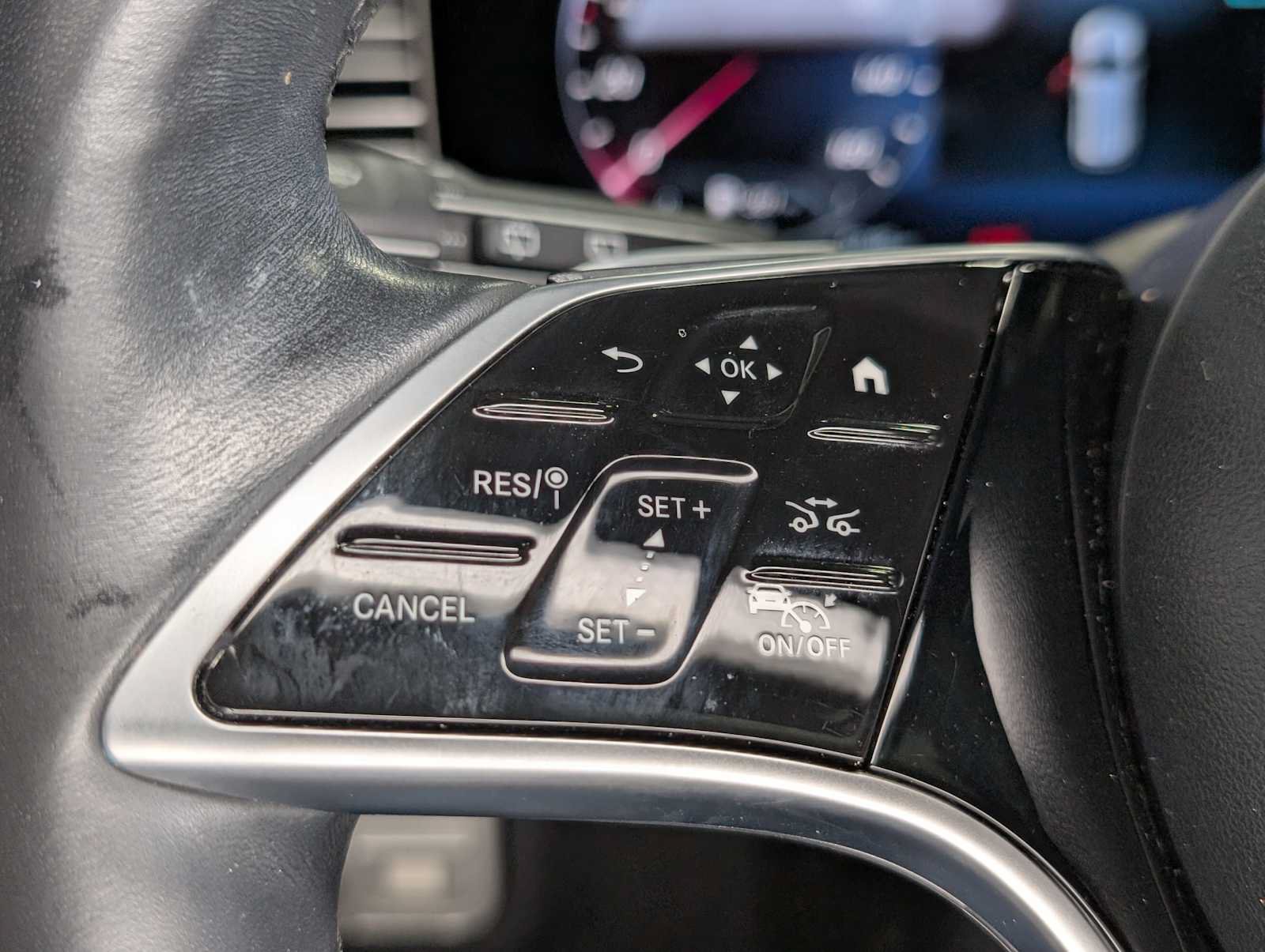 Certified 2024 Mercedes-Benz GLS 450 4MATIC image 34