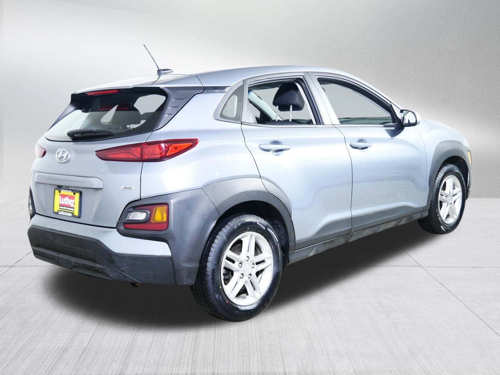 Used 2021 Hyundai Kona SE AWD/4WD image 7