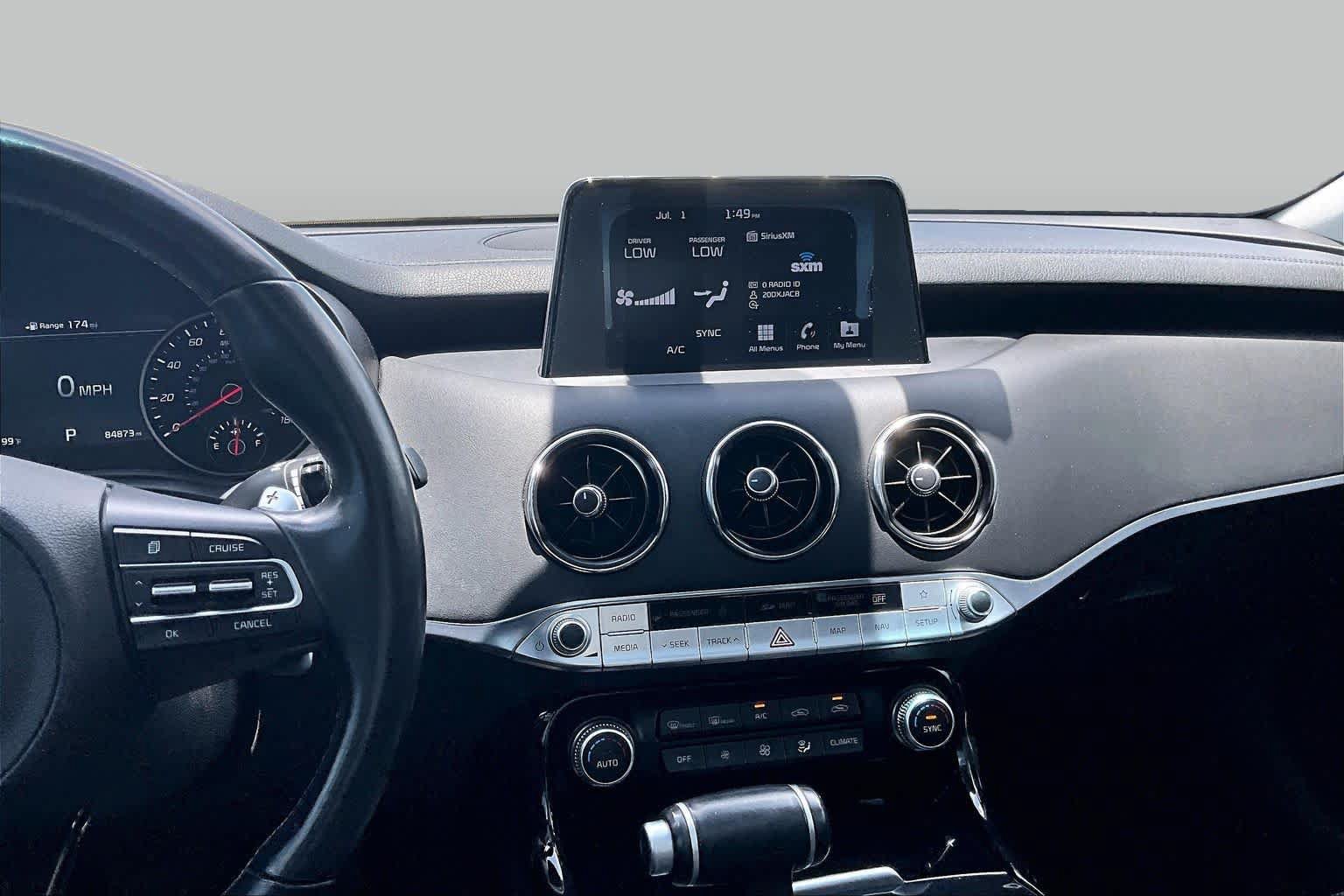 Used 2019 Kia Stinger Premium RWD image 7