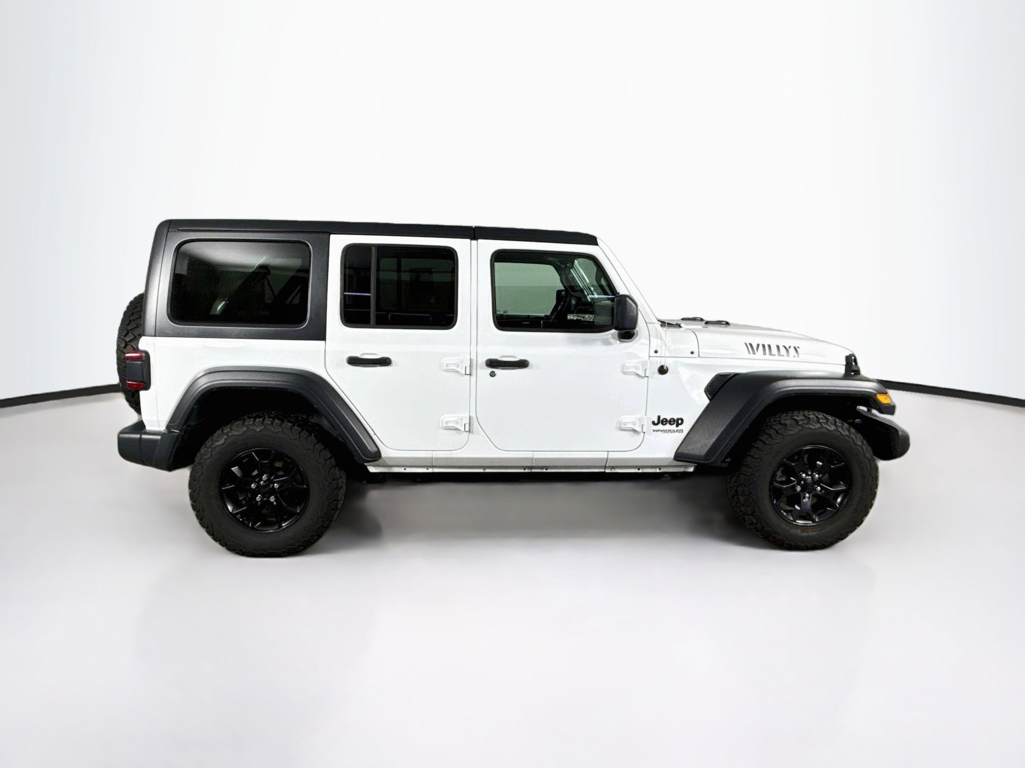 Used 2021 Jeep Wrangler Unlimited Sport AWD/4WD image 2