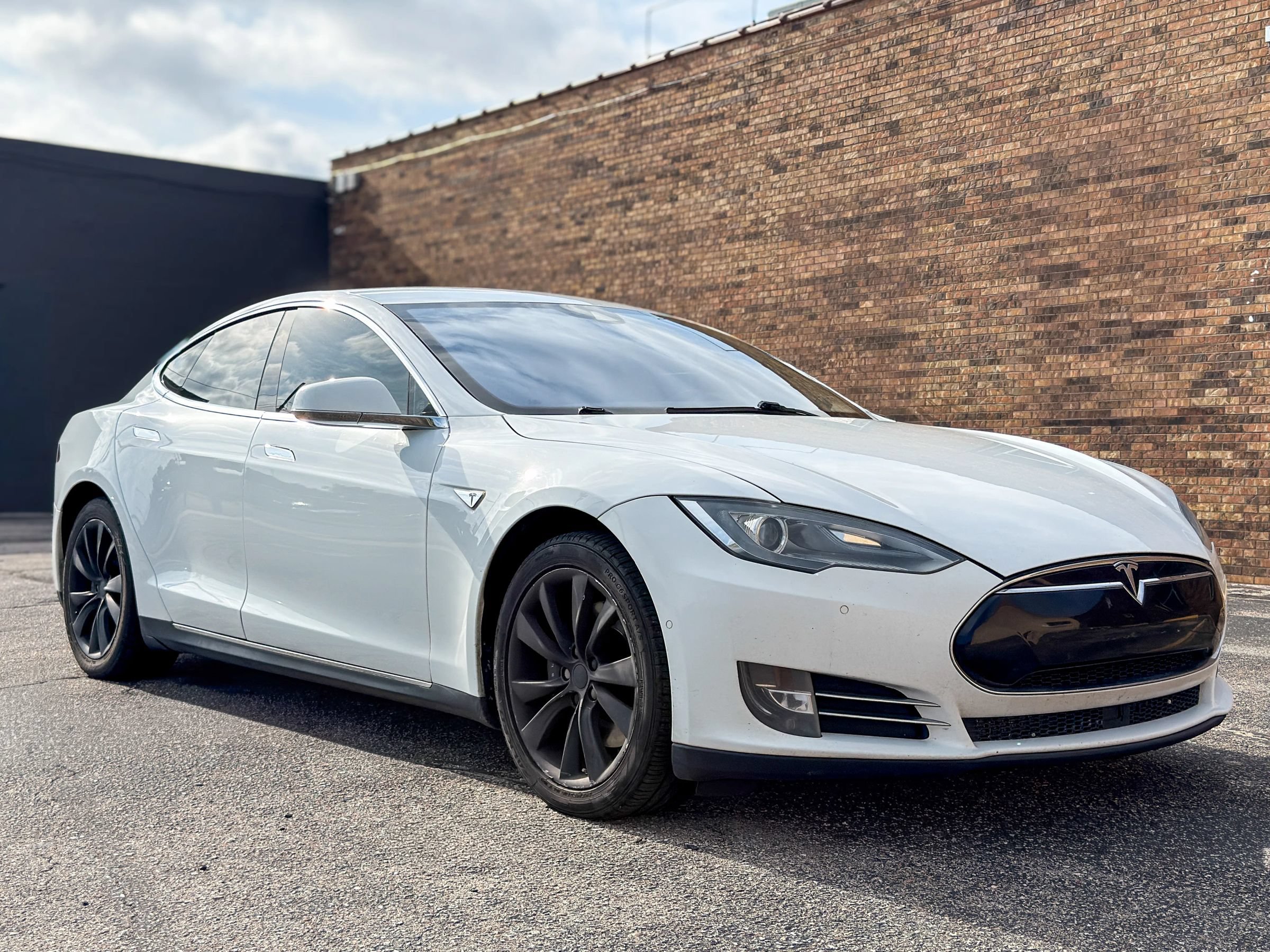 Used 2015 Tesla Model S 70