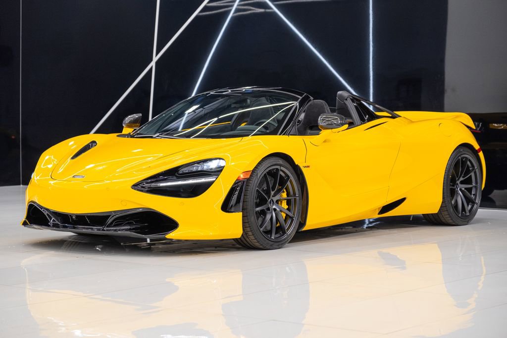 Used 2023 McLaren 720S Luxury image 3