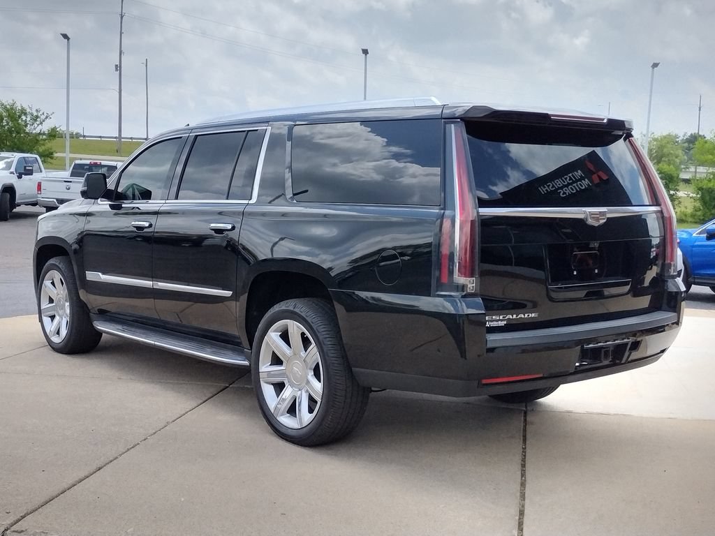 Used 2019 Cadillac Escalade ESV Luxury AWD/4WD image 20