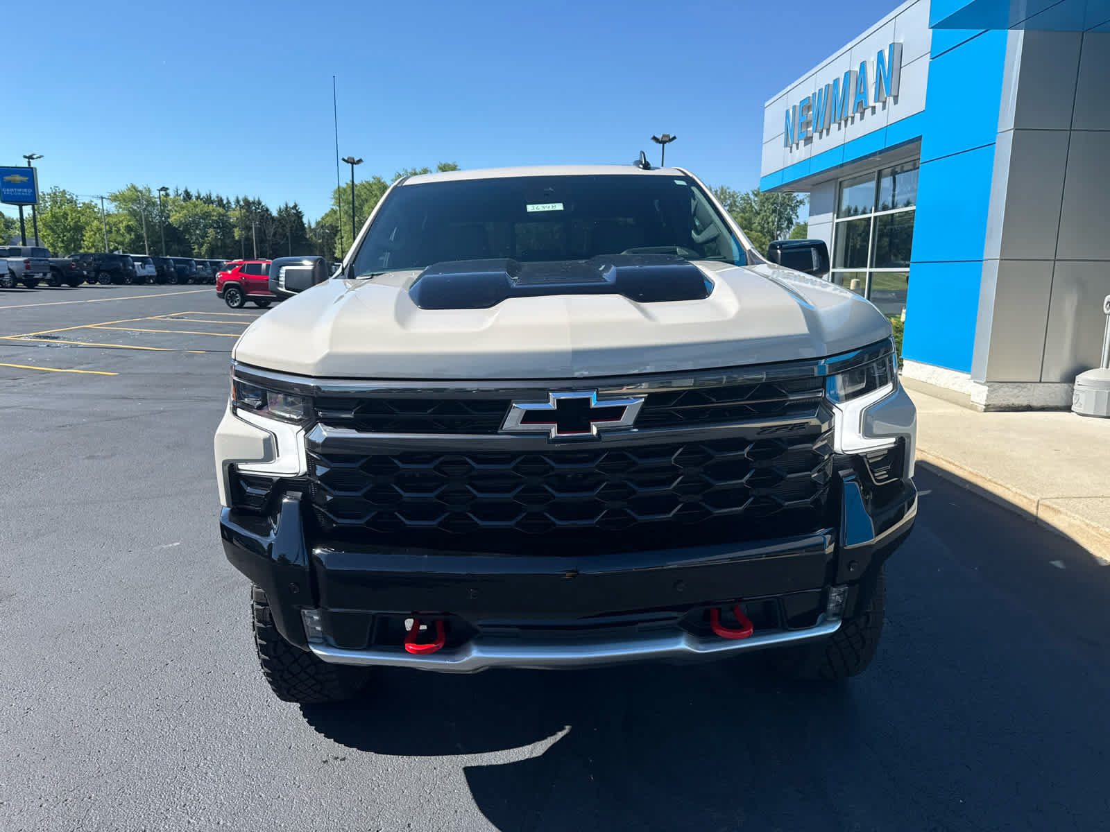 New 2026 Chevrolet Silverado 1500 ZR2 w/ LPO, Dark Essentials Package AWD/4WD image 9