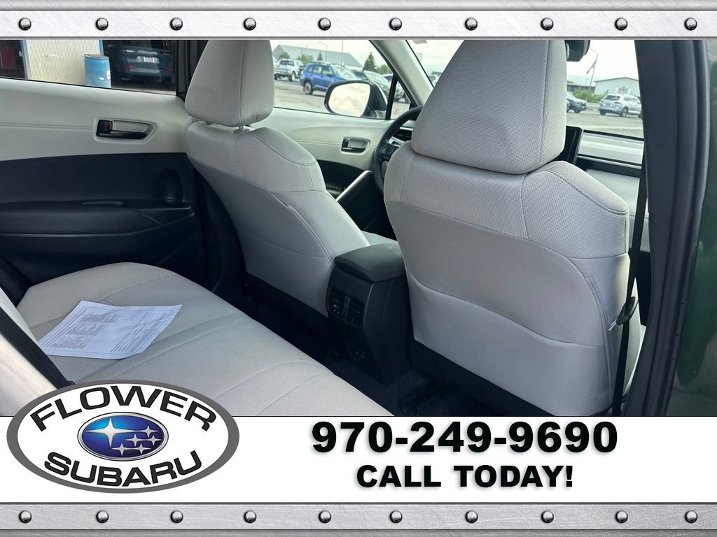 Used 2024 Toyota Corolla Cross LE AWD/4WD image 14