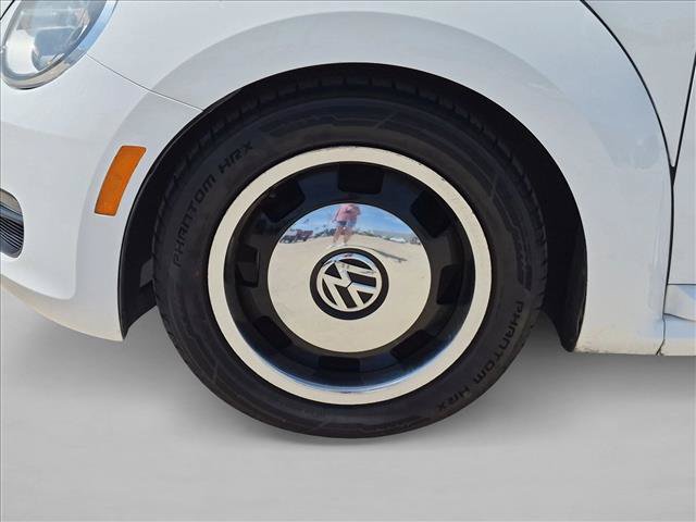 Used 2013 Volkswagen Beetle 2.5 FWD image 21