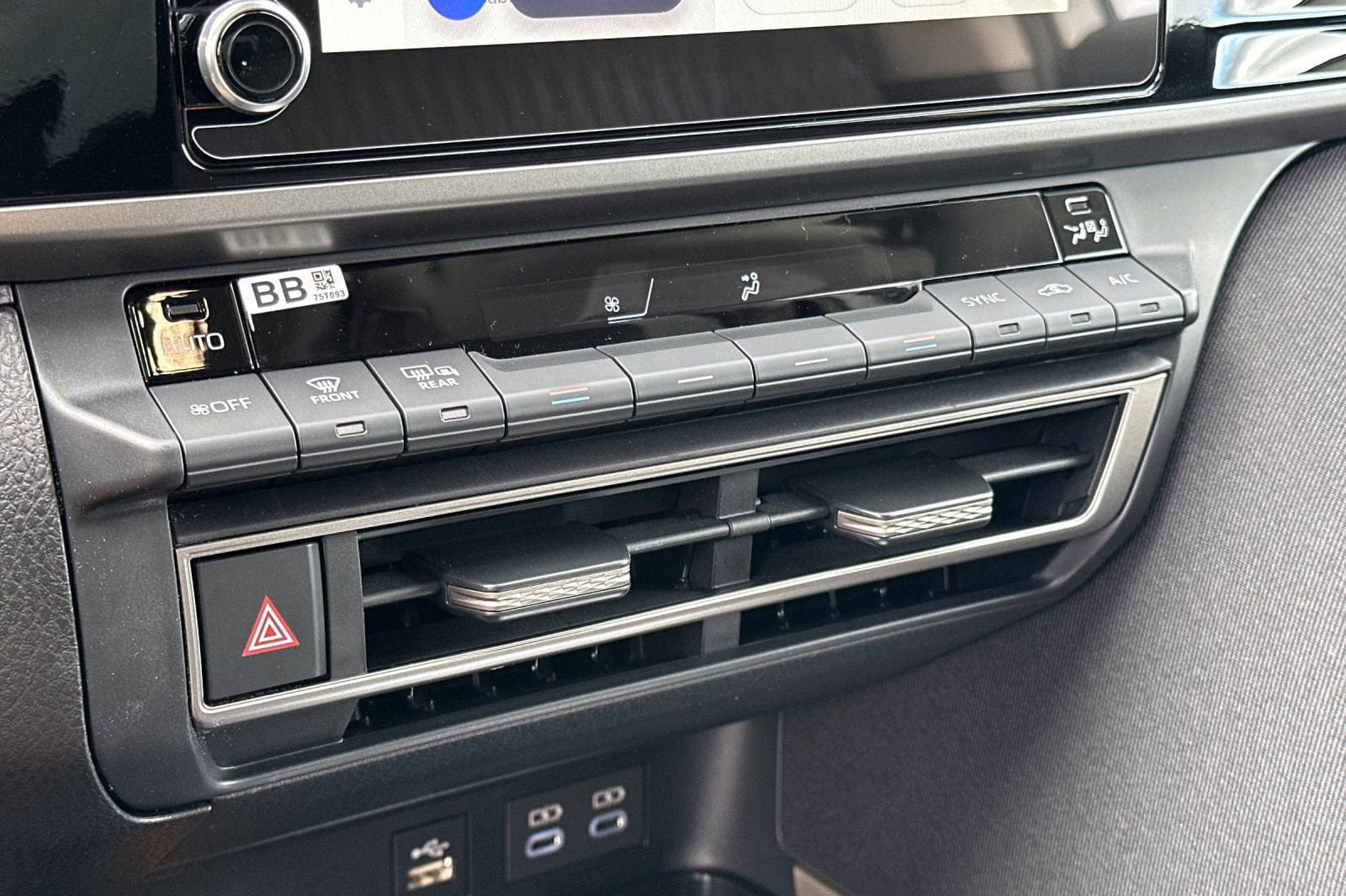 New 2026 Toyota Camry LE FWD image 19