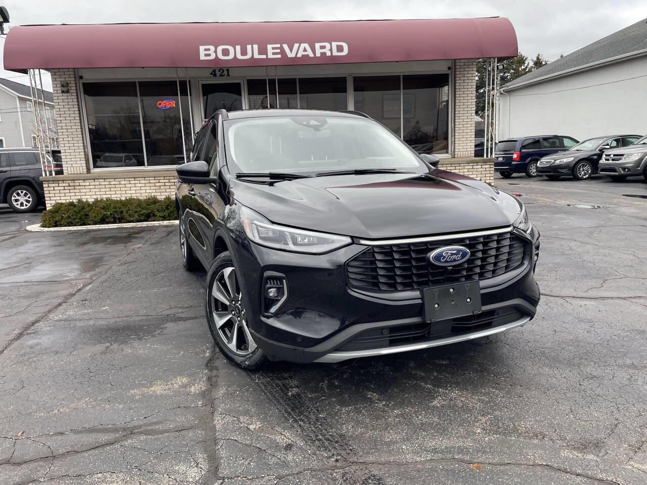 Used 2023 Ford Escape Platinum