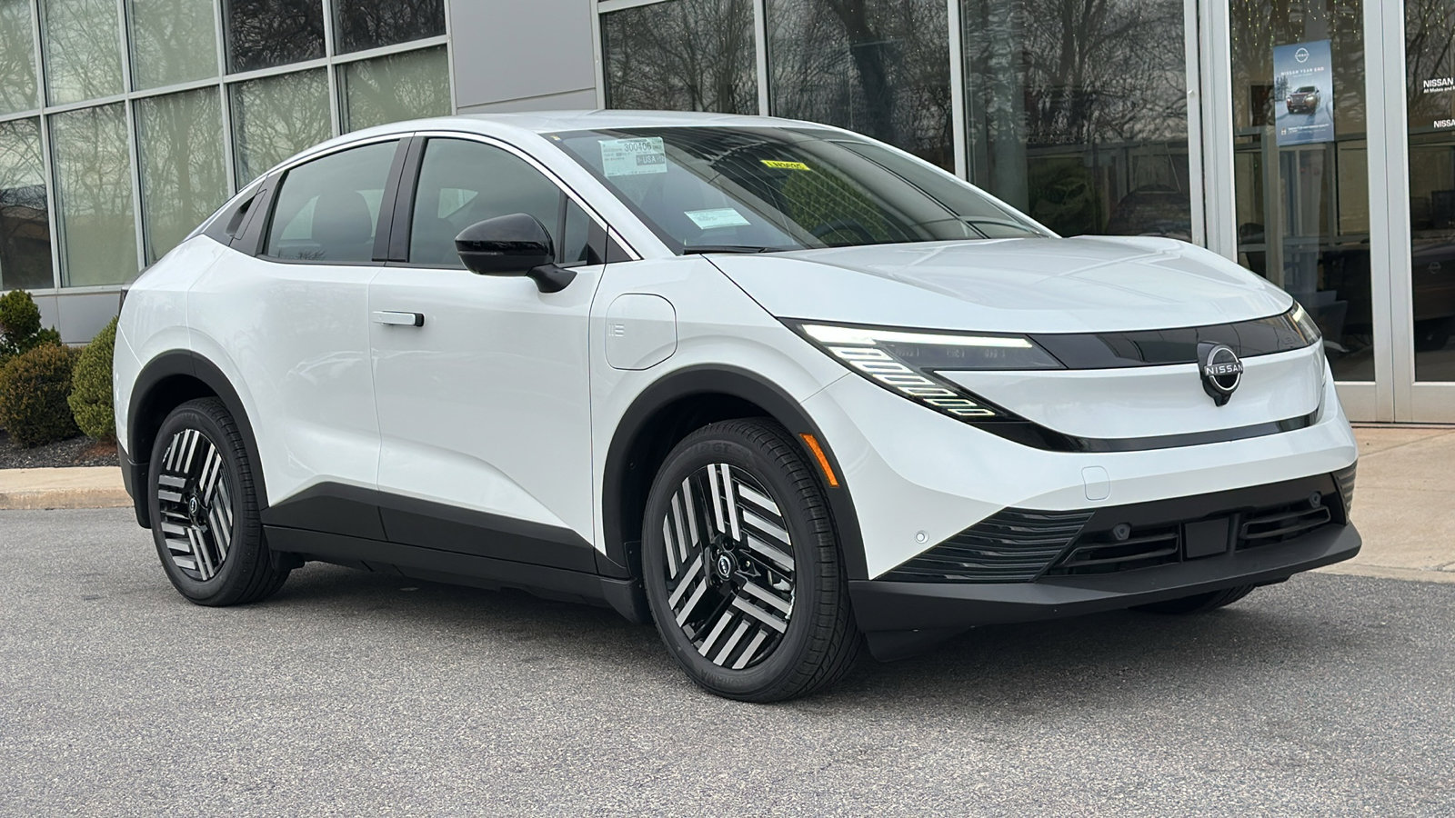 New 2026 Nissan Leaf SV+ image 2