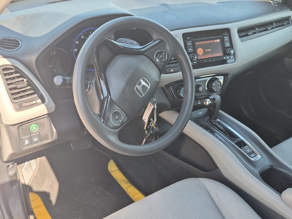 Used 2021 Honda HR-V LX image 11
