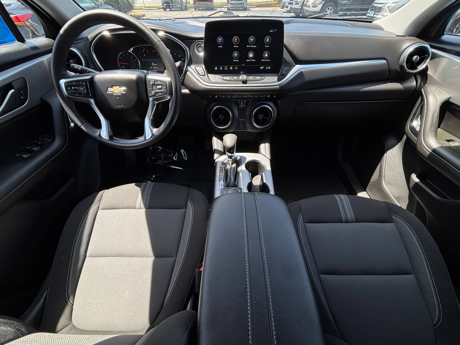 Used 2025 Chevrolet Blazer LT FWD image 33