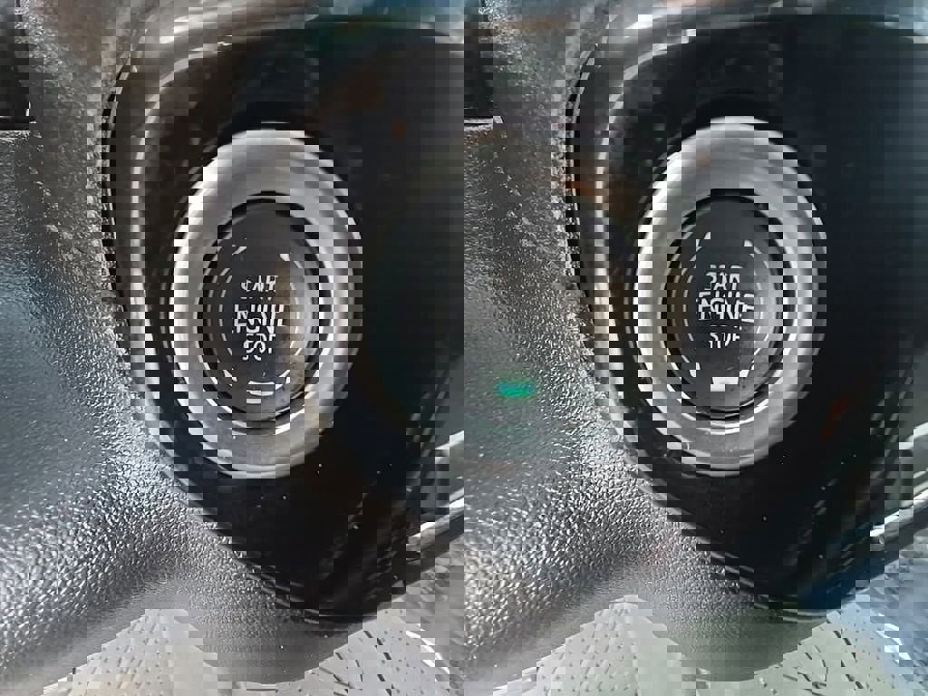 Used 2024 Chevrolet Silverado 2500 LT w/ Convenience Package image 25