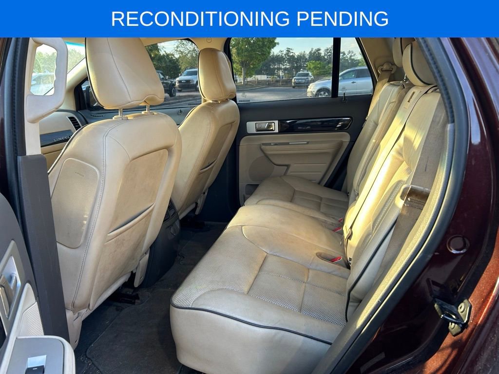 Used 2010 Lincoln MKX AWD image 9