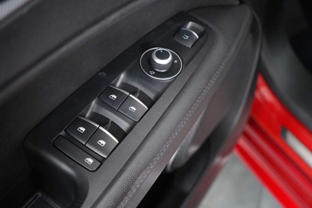 Used 2023 Alfa Romeo Stelvio Veloce AWD/4WD image 19
