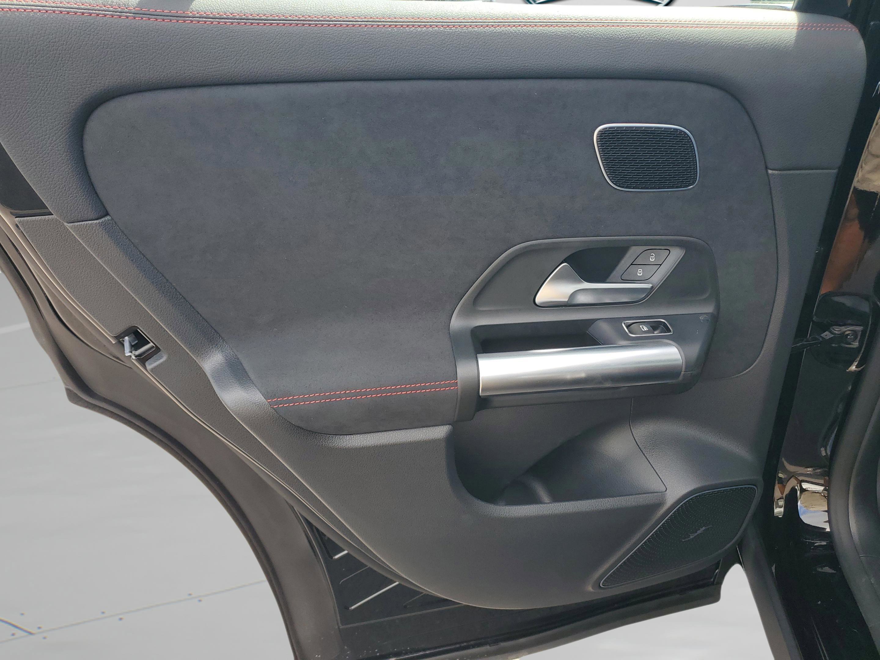 Certified 2025 Mercedes-Benz GLA 35 AMG 4MATIC image 10