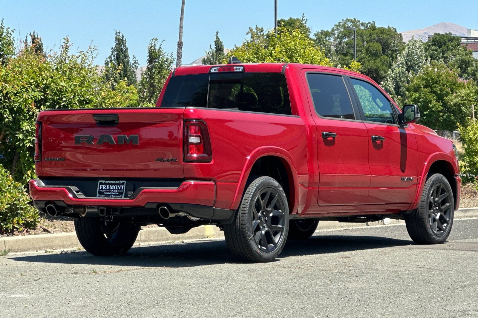 New 2026 RAM 1500 Laramie w/ Night Edition AWD/4WD image 3