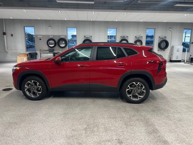 New 2026 Chevrolet Trax LT w/ Driver Confidence Package FWD image 9