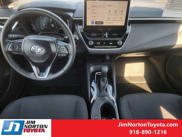 Used 2025 Toyota Corolla SE w/ SE Premium Package FWD image 27
