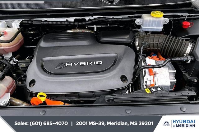 Used 2020 Chrysler Pacifica Touring-L w/ S Appearance Package image 8