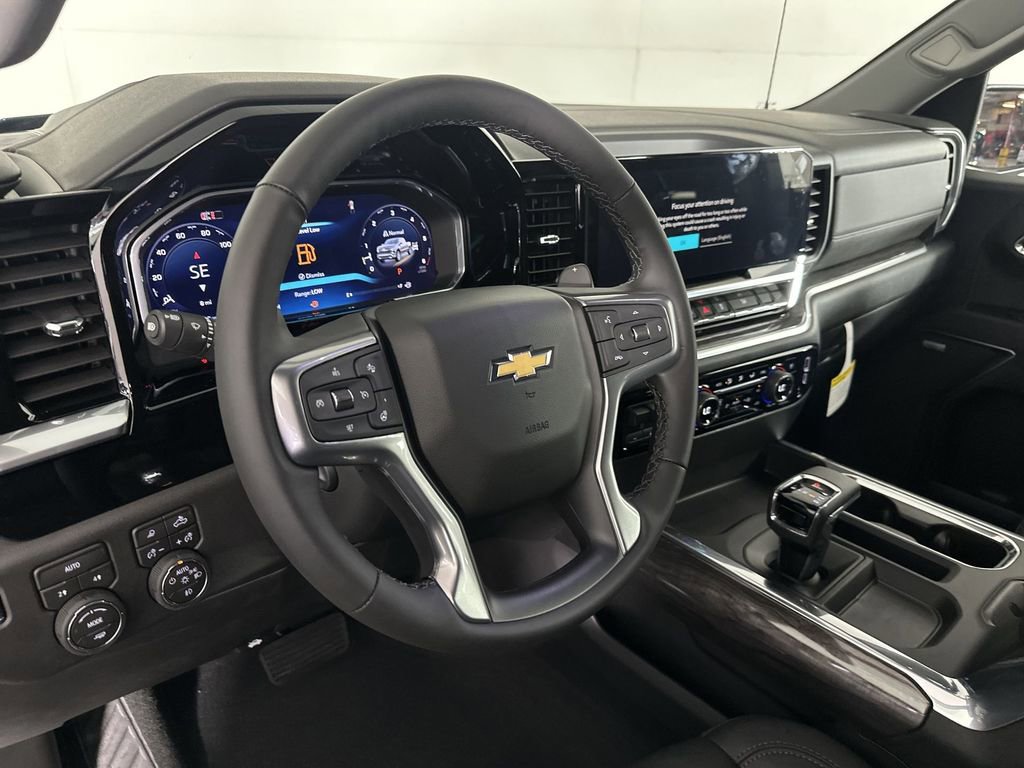 New 2026 Chevrolet Silverado 1500 LTZ w/ LTZ Convenience Package II AWD/4WD image 10
