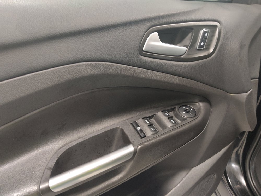 Used 2016 Ford Escape SE image 27