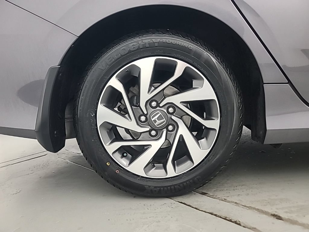 Used 2017 Honda Civic EX image 10