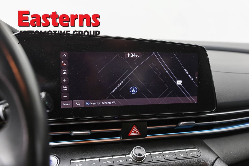Used 2024 Hyundai Elantra Limited FWD image 20