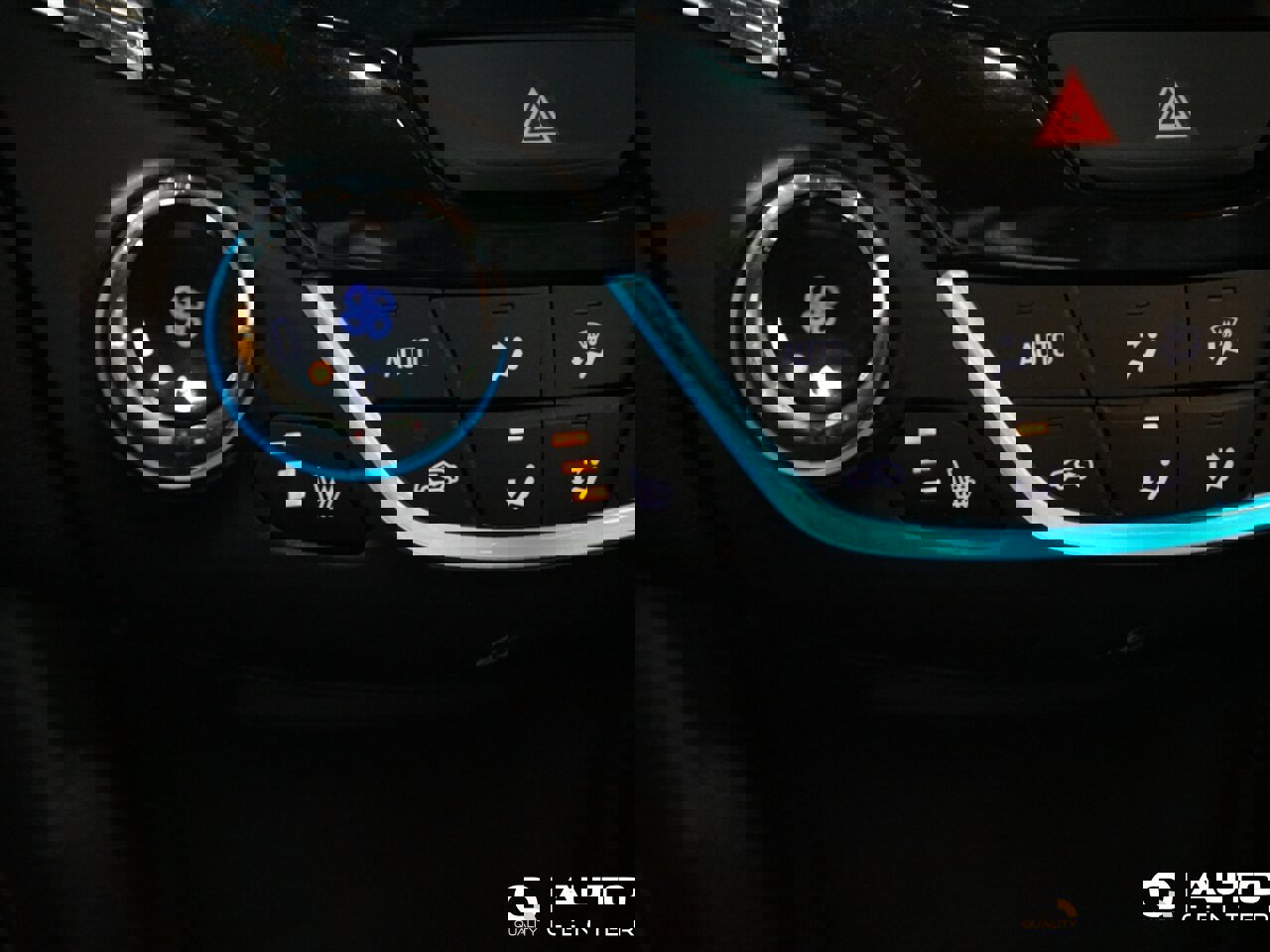 Used 2017 Chevrolet Cruze Premier image 21