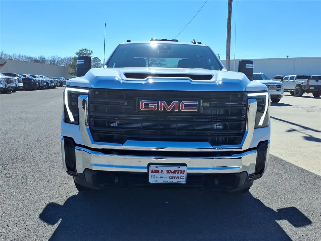 New 2026 GMC Sierra 3500 Pro w/ Convenience Package AWD/4WD image 2